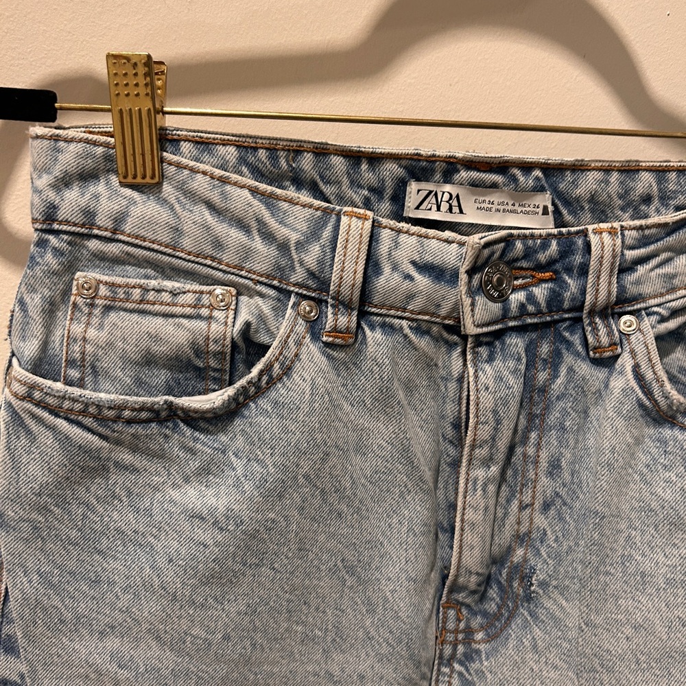 Zara Highrise loose jeans 4